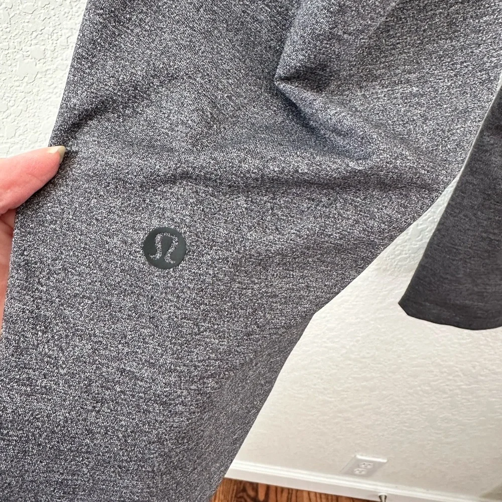 Lululemon On The Fly Heathered Gray Drawstring Waist Pants Ladies Size‎ 12